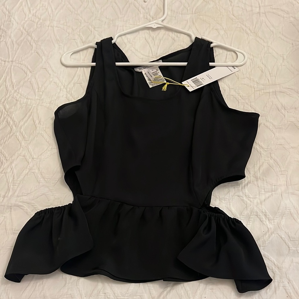 Black side cut outs top
